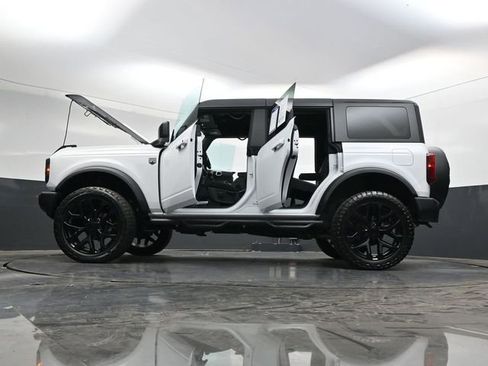 Used 2025 Ford Bronco Big Bend image 40