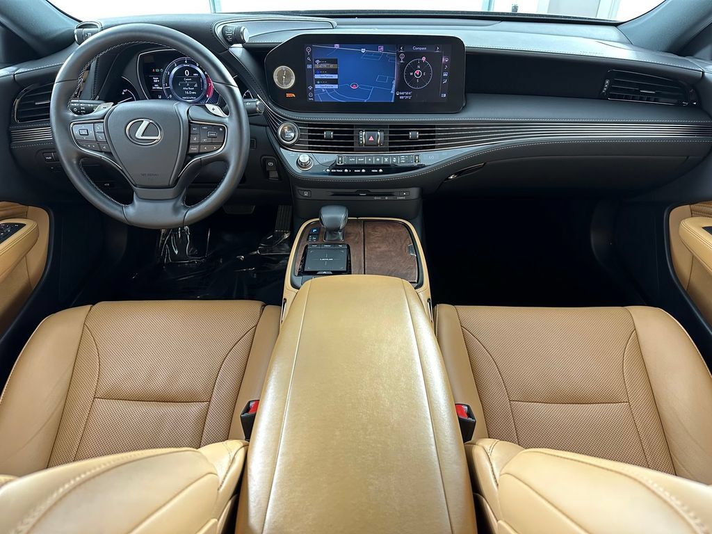Used 2022 Lexus LS 500 AWD image 23