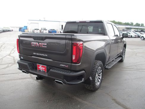 Used 2020 GMC Sierra 1500 AT4 w/ AT4 Premium Package AWD/4WD image 6
