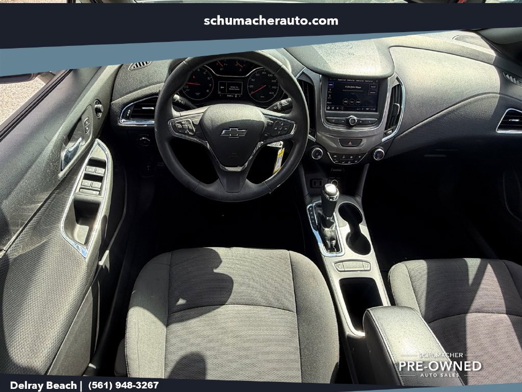 Used 2019 Chevrolet Cruze LT w/ RS Package FWD image 13