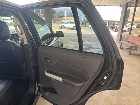 Used 2014 Ford Edge SEL w/ Equipment Group 205A image 22