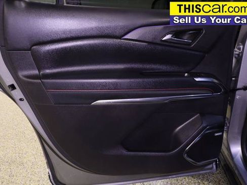 Used 2025 Chevrolet Traverse RS w/ LPO, Cargo Package FWD image 41