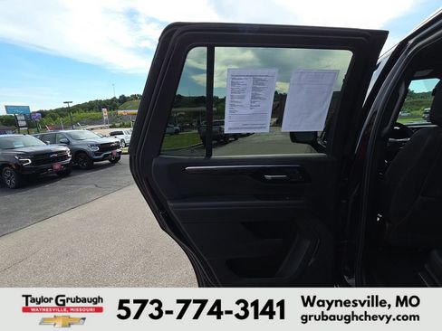 Used 2025 Chevrolet Tahoe Z71 AWD/4WD image 26
