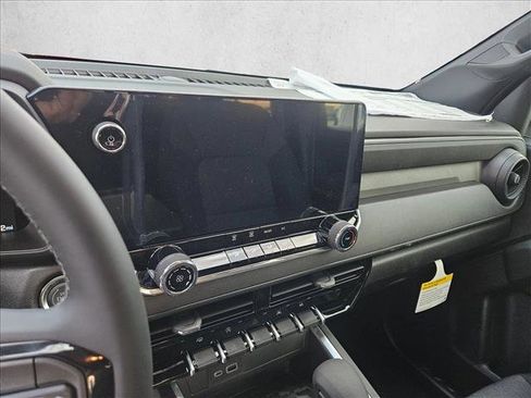 New 2026 Chevrolet Colorado W/T w/ WT Custom Package RWD image 15