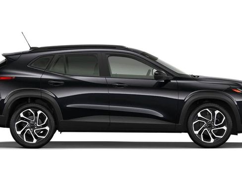 New 2026 Chevrolet Trax RS w/ Sunroof Package FWD image 26