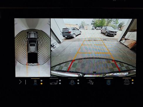 Used 2023 GMC Sierra 1500 Denali w/ Technology Package image 11