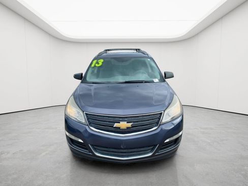 Used 2013 Chevrolet Traverse LS FWD image 16