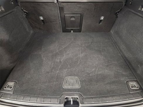 Used 2025 Volvo XC60 B5 Core image 34