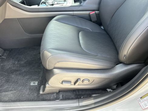 New 2026 Kia Carnival EX FWD image 18
