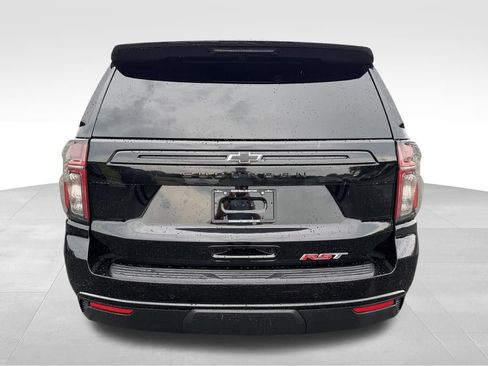 Used 2023 Chevrolet Suburban RST AWD/4WD image 19