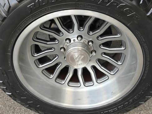 Used 2019 Ford F250 Platinum w/ Platinum Ultimate Package image 44