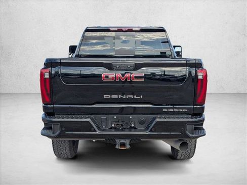 Used 2024 GMC Sierra 3500 Denali w/ Denali Reserve Package image 7