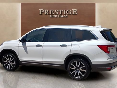 Used 2021 Honda Pilot Touring image 9