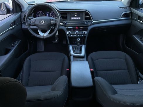 Used 2020 Hyundai Elantra SE w/ Cargo Package (C1) image 18