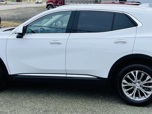 Used 2023 Buick Envision Preferred image 8