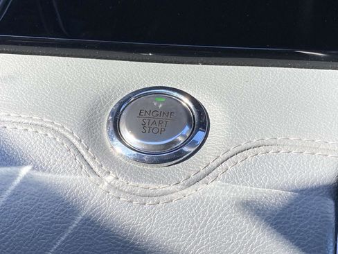 Used 2019 Lincoln Navigator Reserve image 29