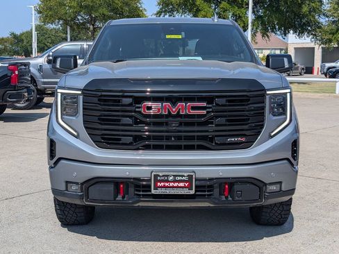 Used 2024 GMC Sierra 1500 AT4 w/ AT4 Premium Package AWD/4WD image 6