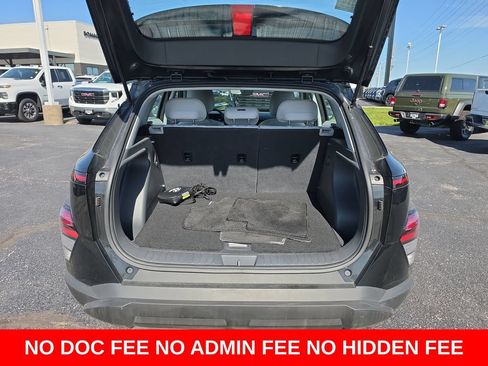 Used 2024 Hyundai Kona SE AWD/4WD image 24