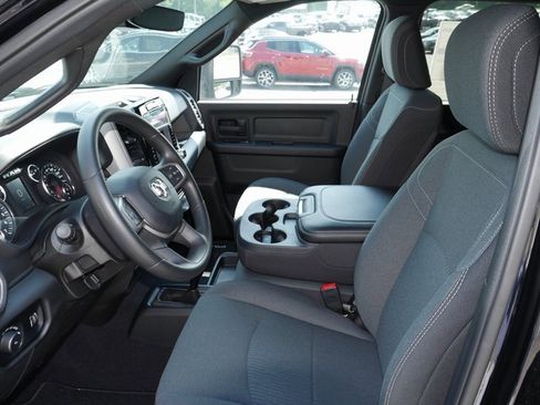 Used 2024 RAM 2500 Tradesman w/ Towing Technology Group image 2