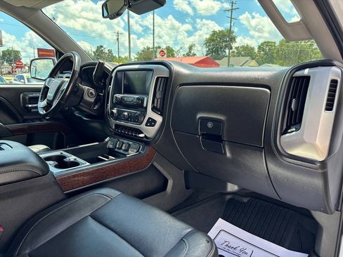 Used 2018 GMC Sierra 1500 SLT AWD/4WD image 26