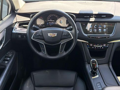 Used 2018 Cadillac XT5 Premium Luxury AWD/4WD image 27