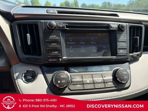Used 2015 Toyota RAV4 Limited AWD/4WD image 17