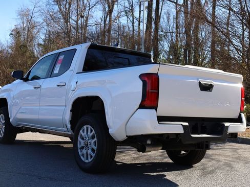 New 2025 Toyota Tacoma SR5 image 4