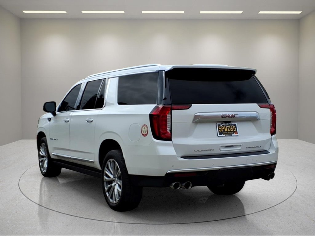 Used 2021 GMC Yukon XL Denali w/ Denali Premium Package AWD/4WD image 6