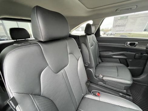 New 2026 Kia Sorento X-Line EX image 30