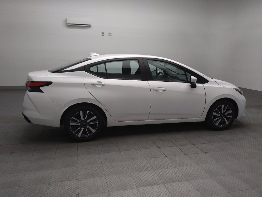 Used 2023 Nissan Versa SV FWD image 10