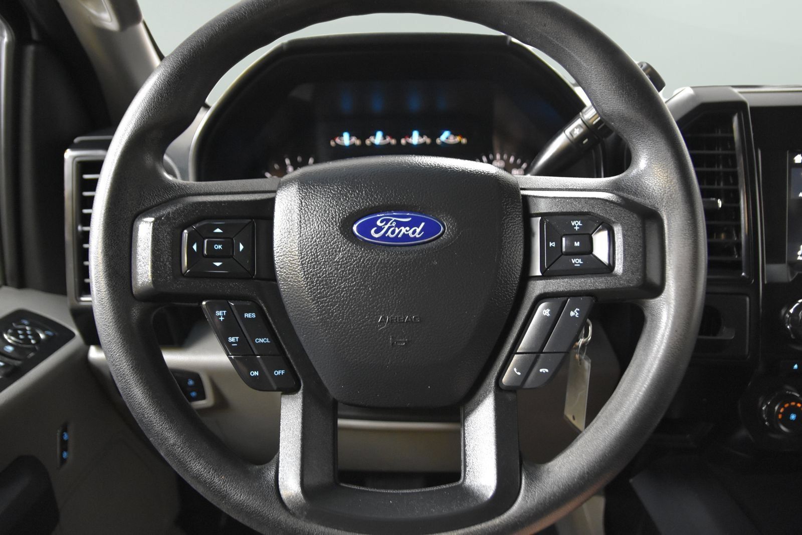 Used 2018 Ford F150 XL w/ Equipment Group 101A Mid RWD image 17