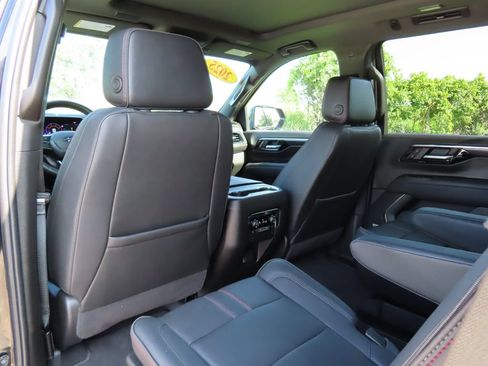 Used 2025 Chevrolet Tahoe RST w/ Comfort Package AWD/4WD image 28