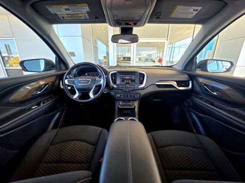 Used 2021 GMC Terrain SLE FWD image 15