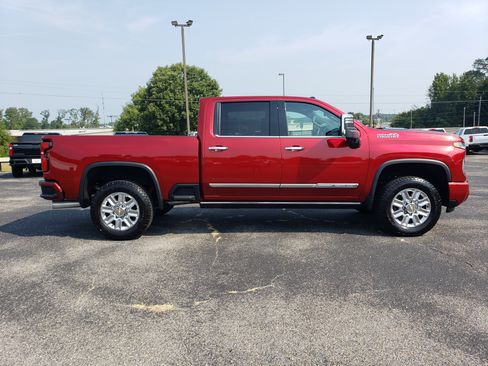 Used 2025 Chevrolet Silverado 3500 High Country w/ High Country Premium Package AWD/4WD image 5