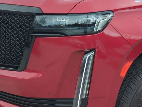 Certified 2022 Cadillac Escalade ESV Sport w/ Touring Package image 22