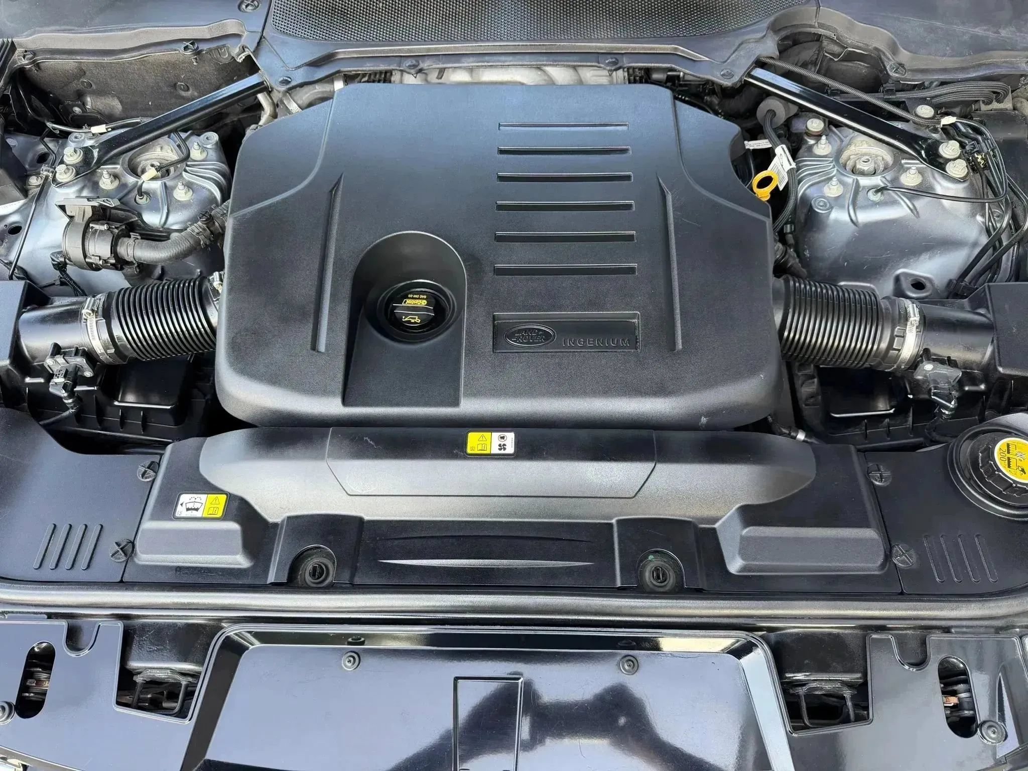 Used 2019 Land Rover Range Rover Sport HSE AWD/4WD image 12
