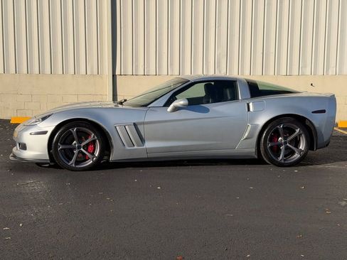 Used 2012 Chevrolet Corvette Grand Sport w/ 2LT Preferred Equipment Group image 2