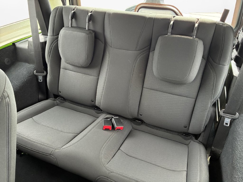 Used 2019 Jeep Wrangler Sport AWD/4WD image 21
