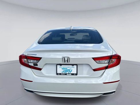 Used 2020 Honda Accord EX image 5