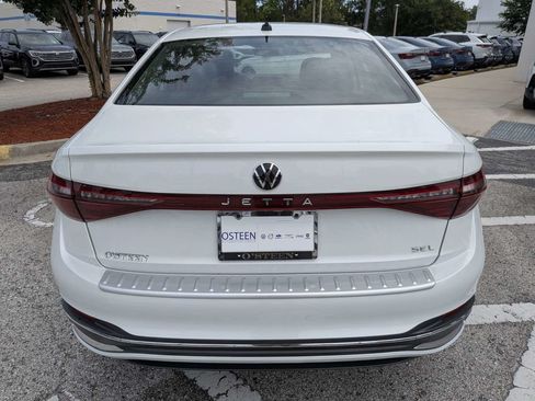 Certified 2026 Volkswagen Jetta SEL FWD image 5