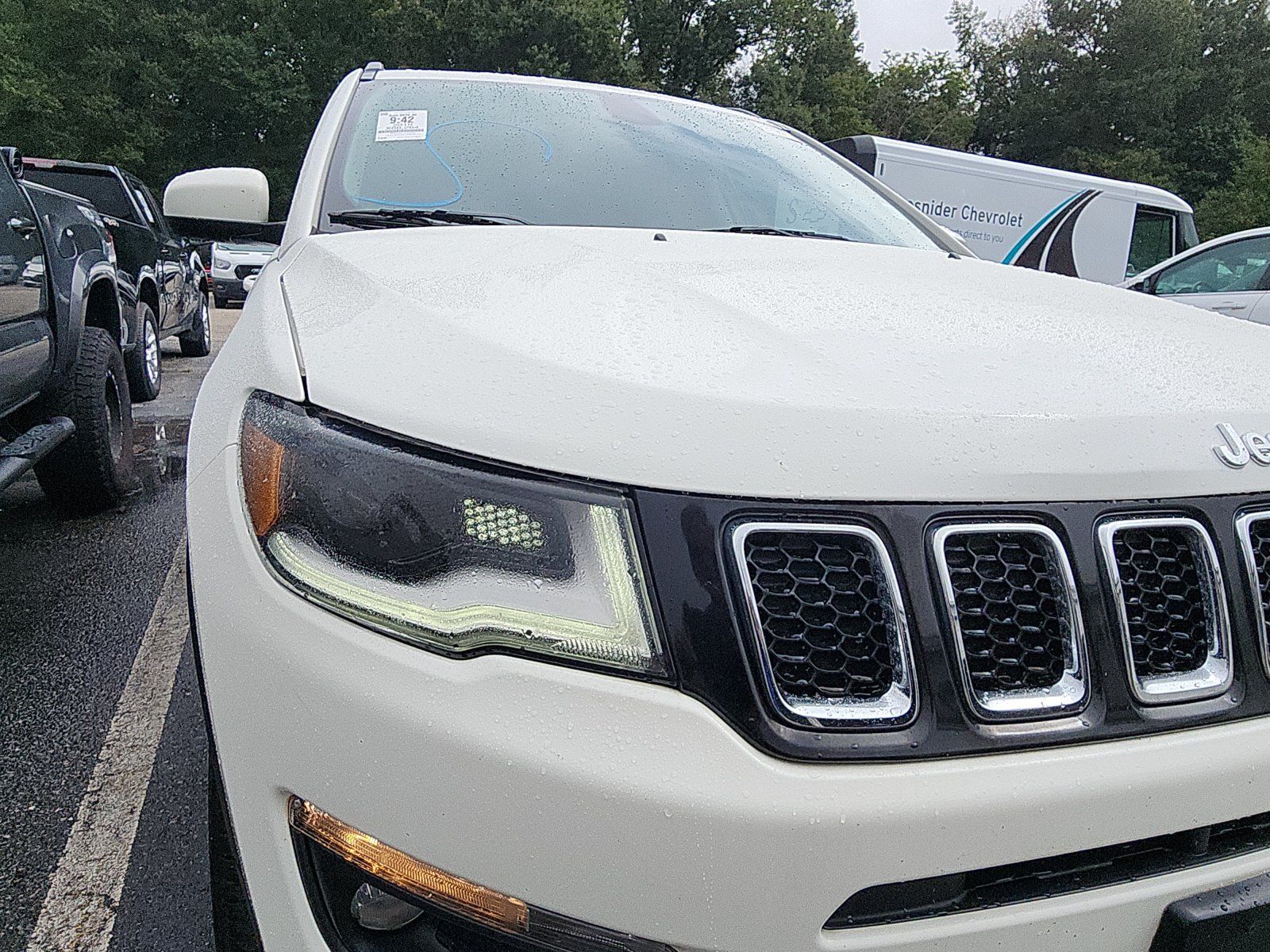 Used 2019 Jeep Compass Latitude w/ Popular Equipment Group AWD/4WD image 8