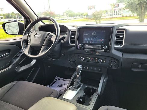 Certified 2024 Nissan Frontier SV w/ SV Convenience Package RWD image 30