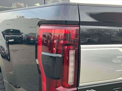 Used 2019 Ford F350 Platinum w/ Platinum Ultimate Package image 9