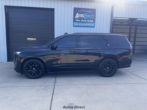 Used 2021 Cadillac Escalade Sport w/ Driver Assist Tech Package image 7