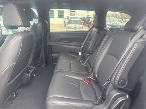 Used 2025 Honda Odyssey Sport-L image 12
