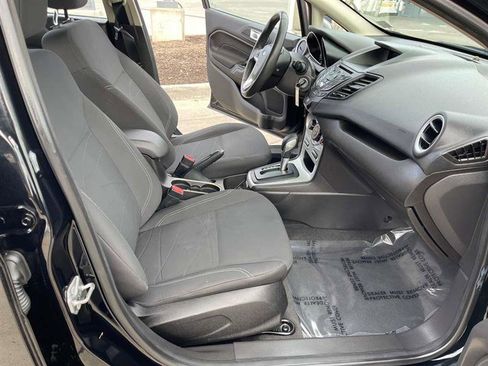 Used 2016 Ford Fiesta SE image 12