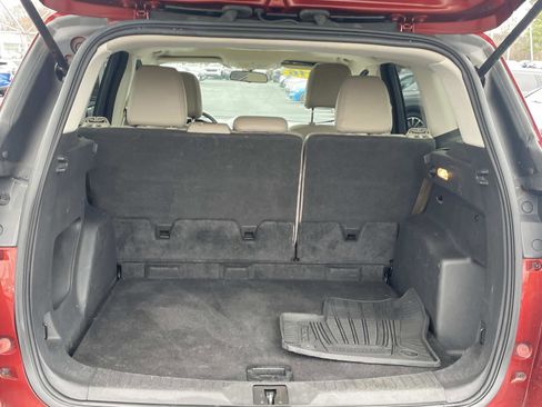 Used 2016 Ford Escape SE w/ SE Leather Comfort Package image 10