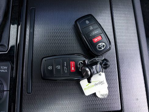 Used 2025 Toyota Sequoia TRD Pro AWD/4WD image 37