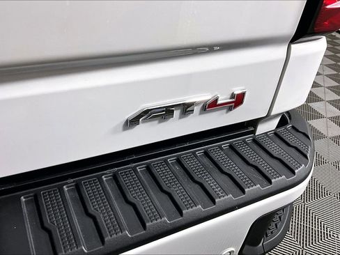 Used 2026 GMC Sierra 1500 AT4 w/ Technology Package image 25