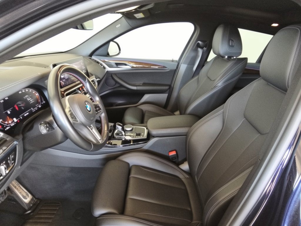 Certified 2024 BMW X4 M40i w/ Premium Package AWD/4WD image 4